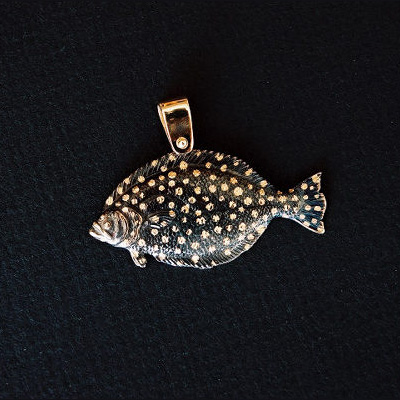 Flounder Pendant(1222001-R1-013-5_1.jpg)